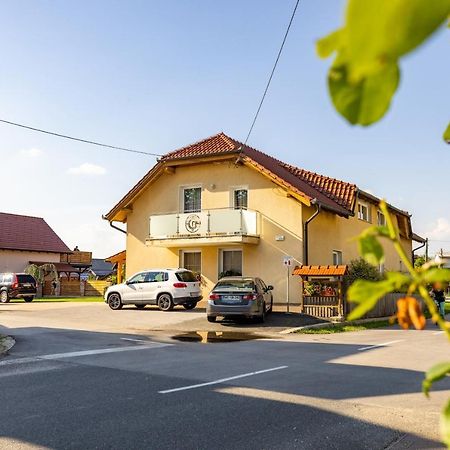 Apartments Galunder Verzej Exterior photo